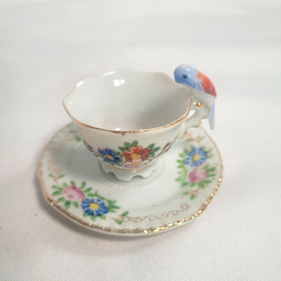 VTG Porcelain Mini Cup & Saucer Set Parrot Handle Hand Painted Japan - Picture 1 of 10